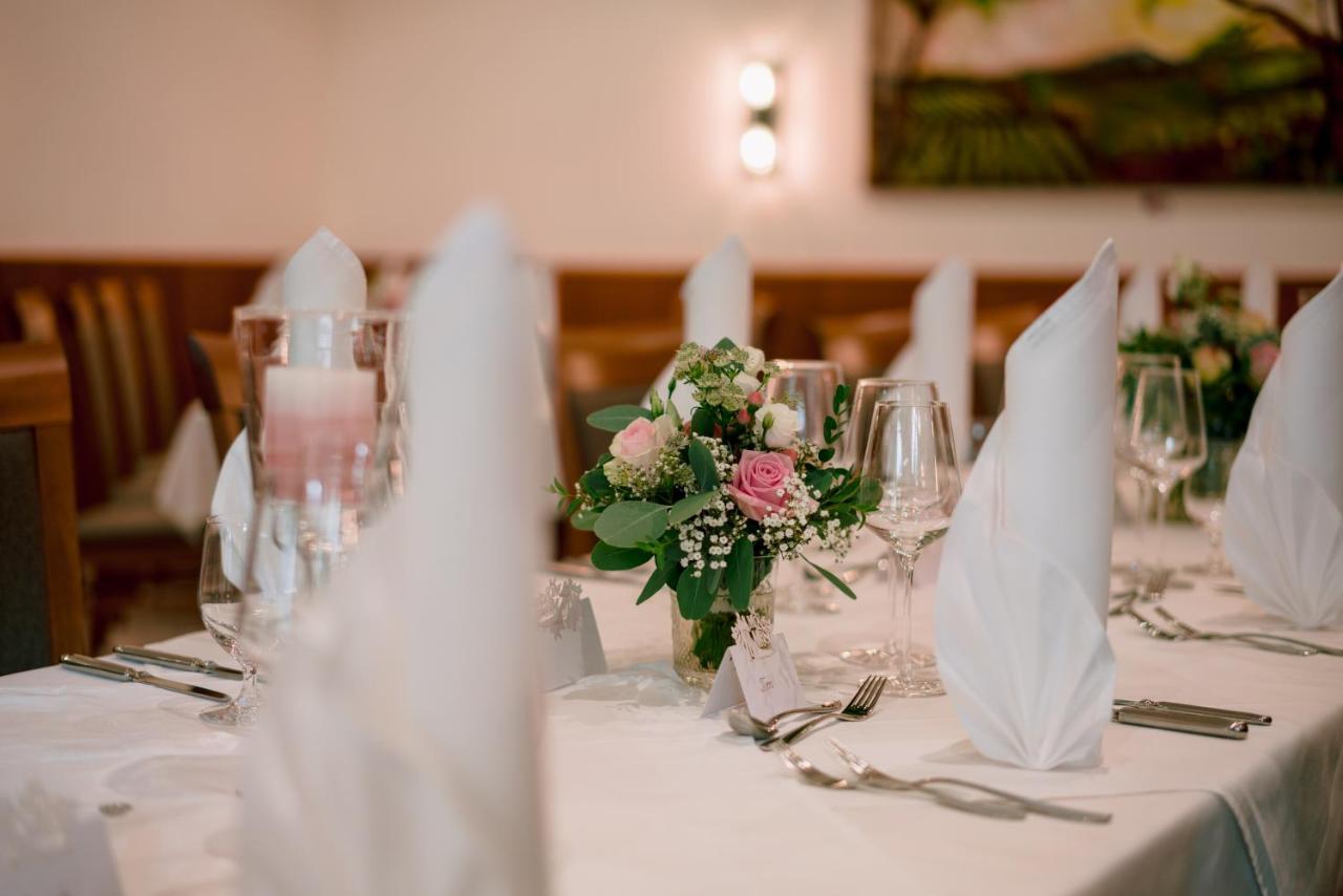 Gasthof-Restaurant Kollar Goebl Deutschlandsberg Esterno foto