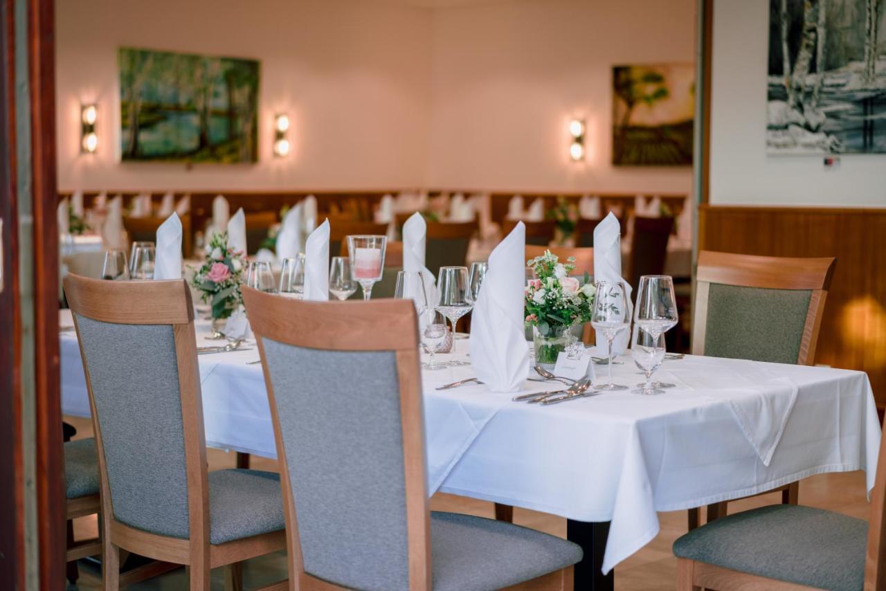 Gasthof-Restaurant Kollar Goebl Deutschlandsberg Esterno foto
